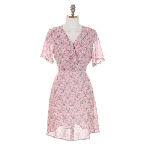 FIONA’s wind of the wildflower dress